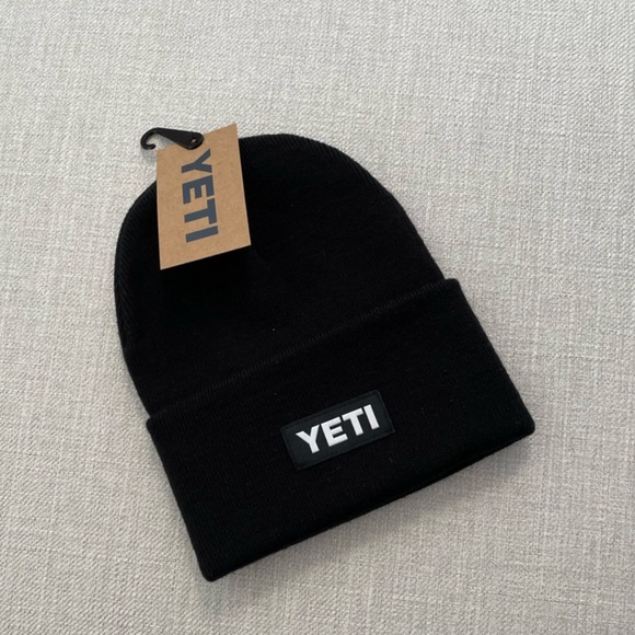 Yeti Accessories - YETI logo winter hat limited edition